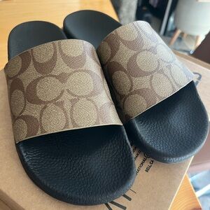 Womens Coach slides